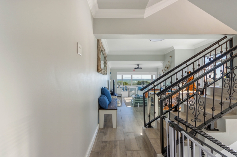 4 Bedroom Property for Sale in Gordons Bay Village Western Cape